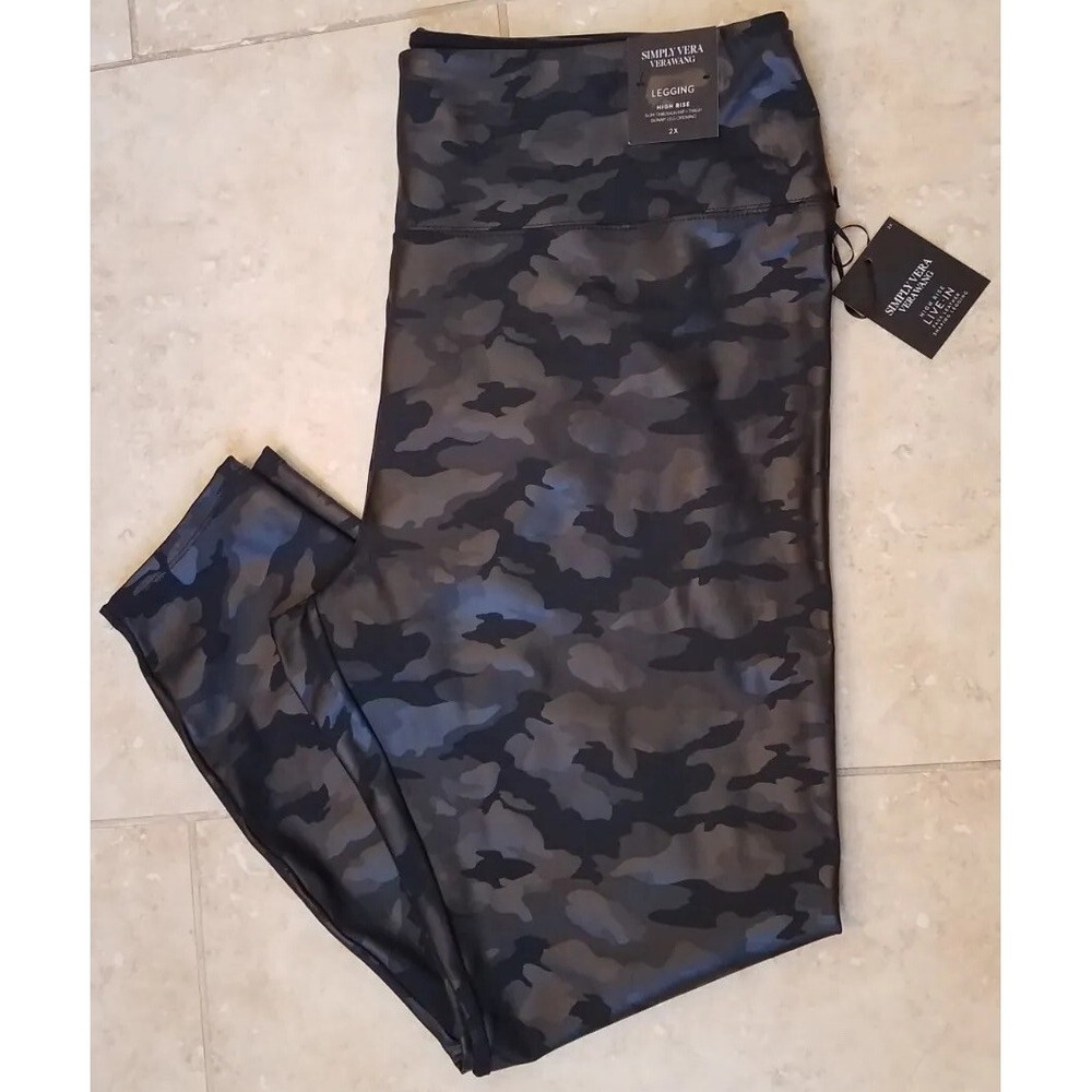 Simply Vera Wang Faux Leather Shaping High Rise Leggings Pants Black Camo 2X NEW